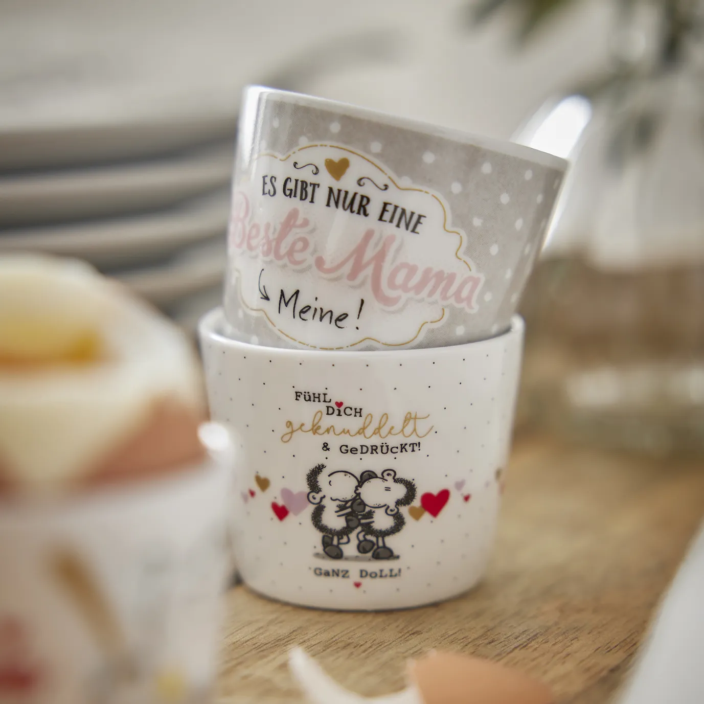 Eierbecher, Geknuddelt